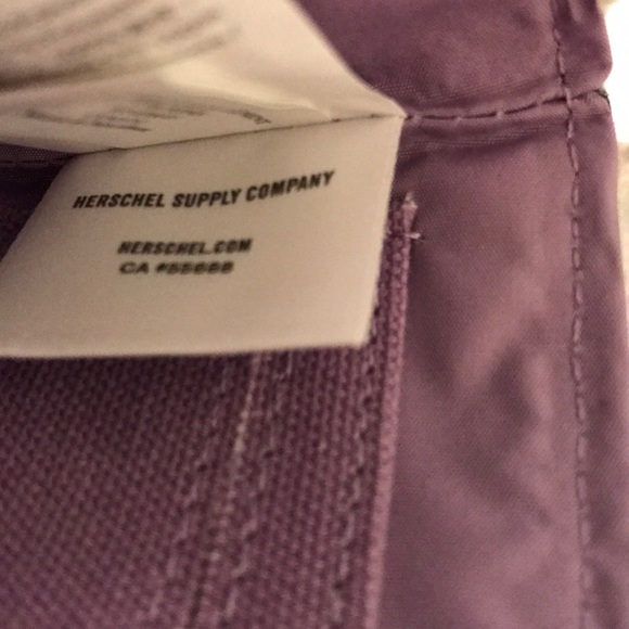 Herschel Supply Company - Picture 7 of 8